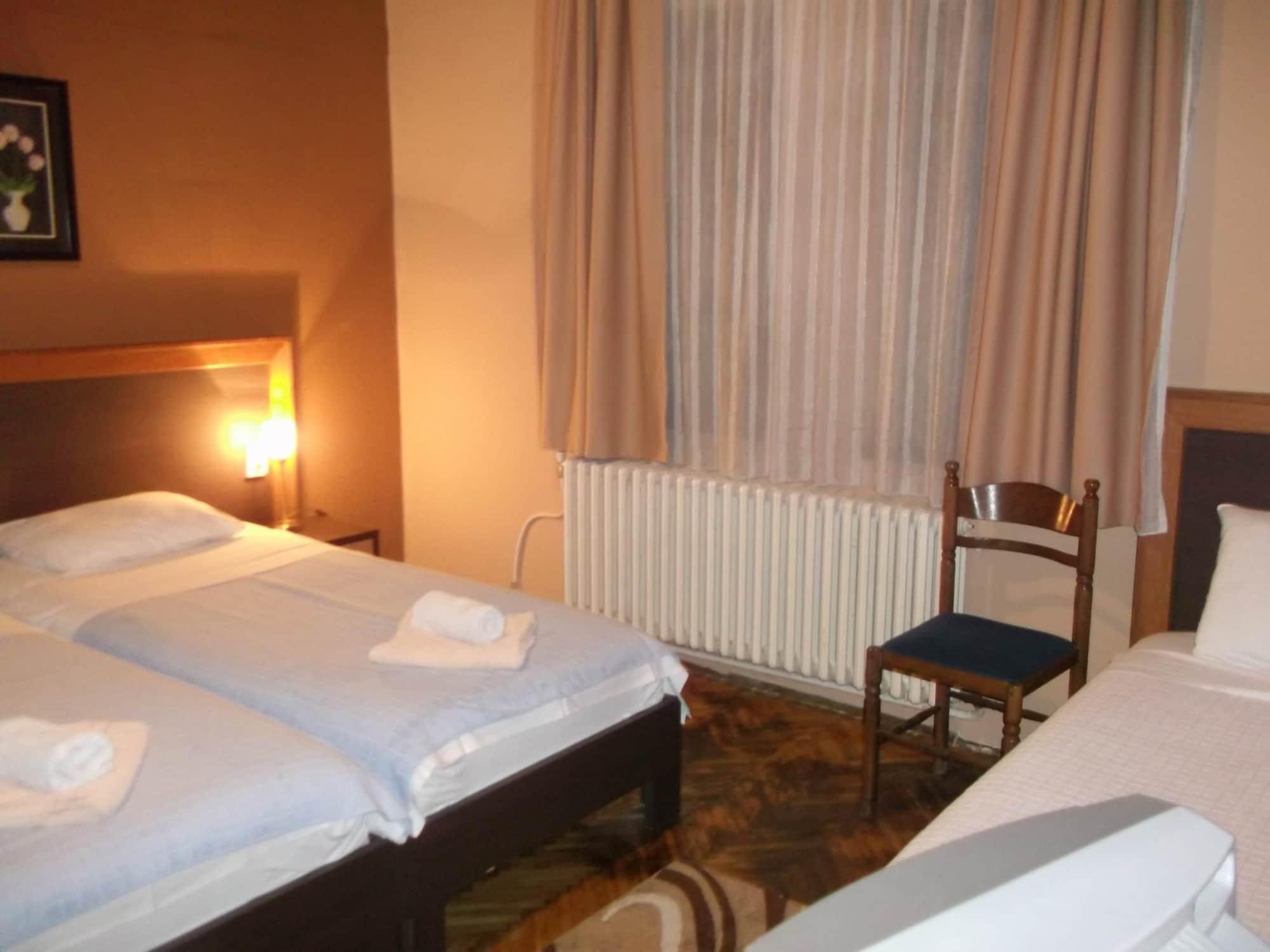 Vila Silia Skopje Buitenkant foto