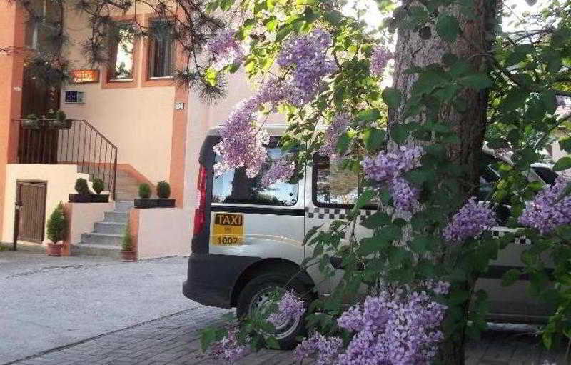 Vila Silia Skopje Buitenkant foto