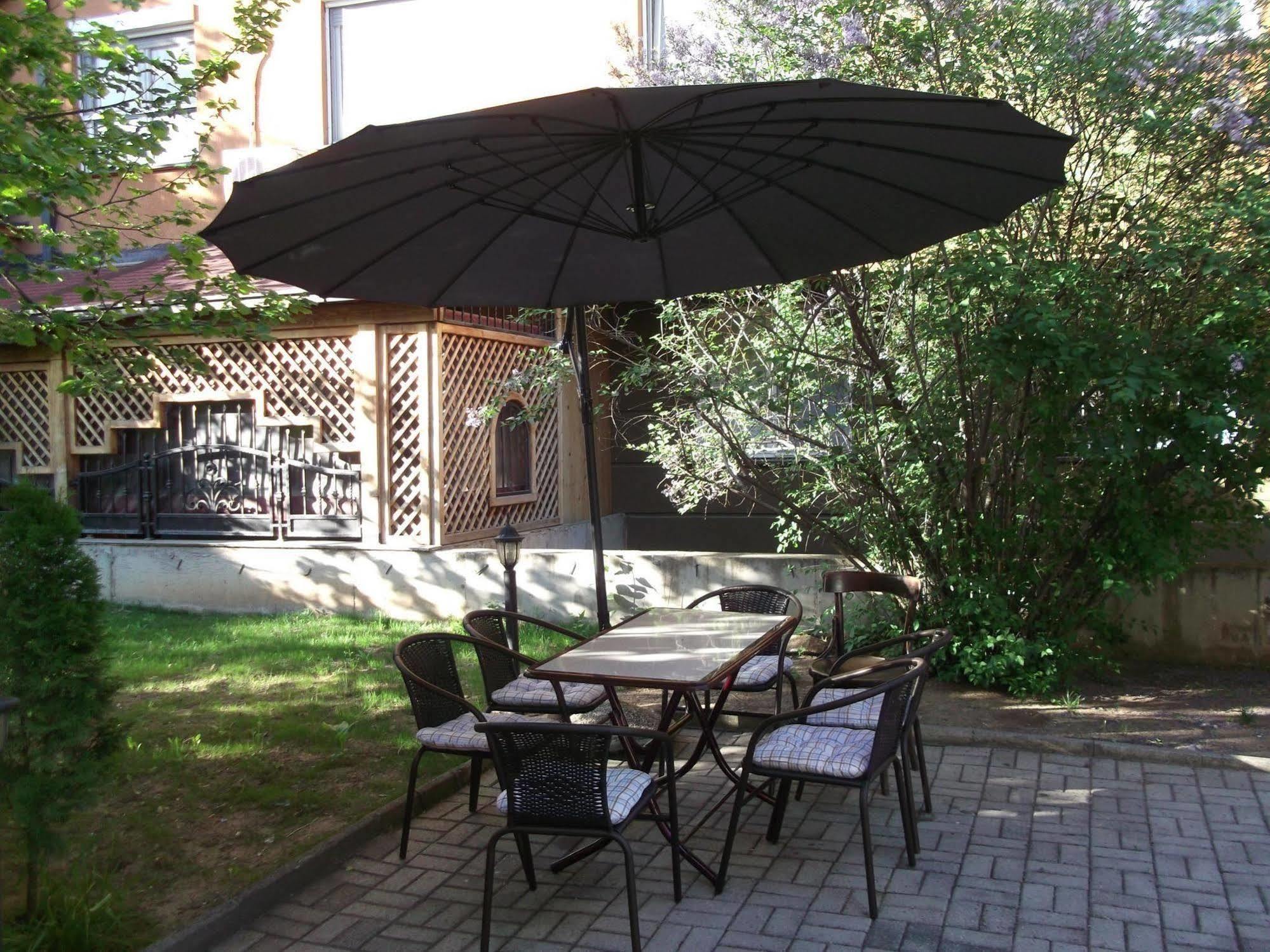 Vila Silia Skopje Buitenkant foto